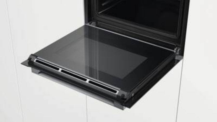 Bosch HBG636ES1 Backofen Edelstahl A+ Assist-Funktion 1 x Backblech emailliert, 1 x Kombirost, 1 x Universalpfanne