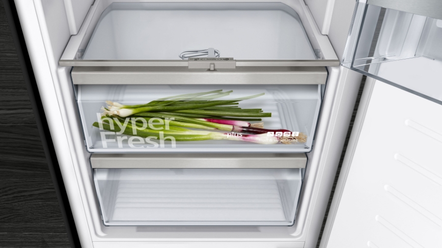 Siemens KI81RADE0  Einbau-Kühlschrank  178 cm Festtürtechnik mit Softeinzug