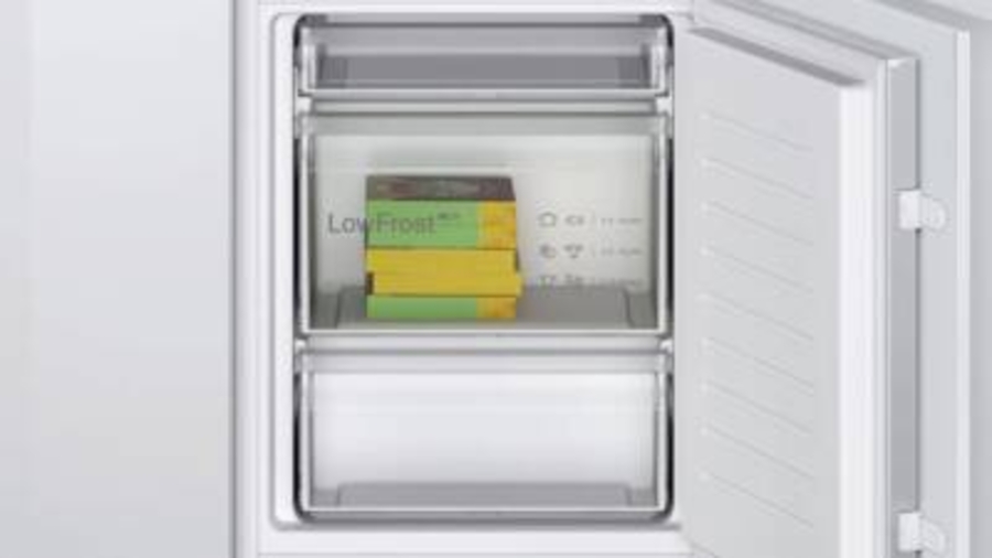 Bosch KIV86VSE0 Einbau-Kühl-Gefrier-Kombination mit Gefrierbereich unten,Schleppscharnier, EEK:E