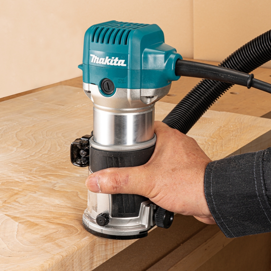 Makita RT0702CX2J  Elektro-Einhandfräse inkl. MAKPAC + Zubehör 710 W • 6/8 mm