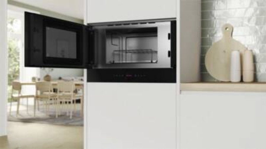 Bosch BEL7321B1  Einbau-Mikrowelle  Schwarz 60cm 900 Watt, 21 Liter