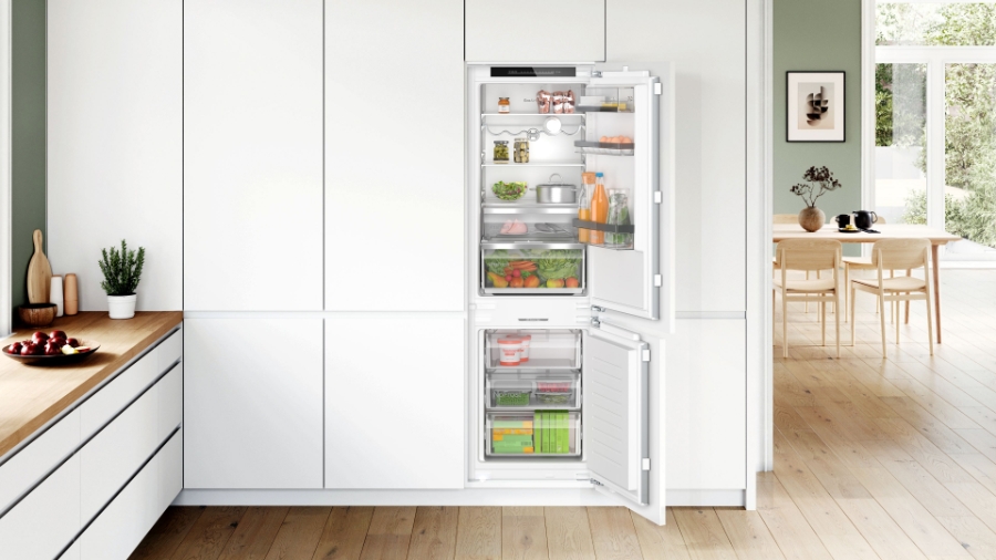 Bosch KIN86ADD0 Einbau-Kühl-Gefrier-Kombi, 178 cm Nische,  Flachscharnier mit Softeinzug, NoFrost