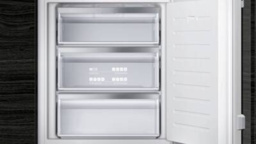 Siemens GI11VADE0 iQ500 Einbau-Gefrierschrank Flachscharnier Softeinzug 71.2 x 55.8 cm