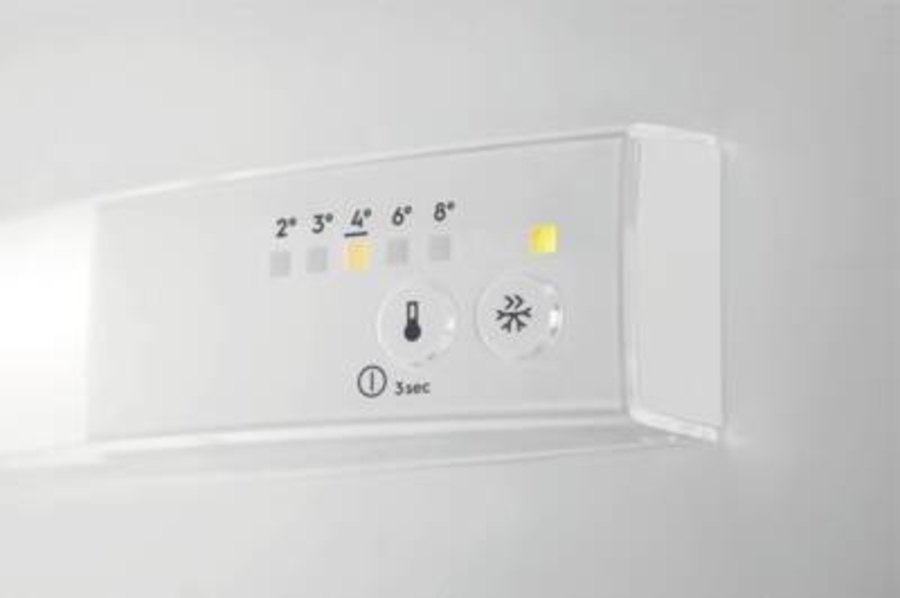 Zanussi ZNLN16ES Kühl- und Gefrierkombination Einbau Schlepptür 158cm Nische