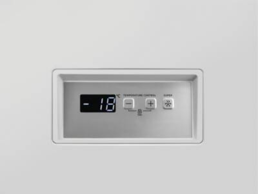 AEG AHB531D1LW Gefriertruhe / 308 L / LowFrost  weniger Eisbildung / Temperaturalarm / Rollen 
