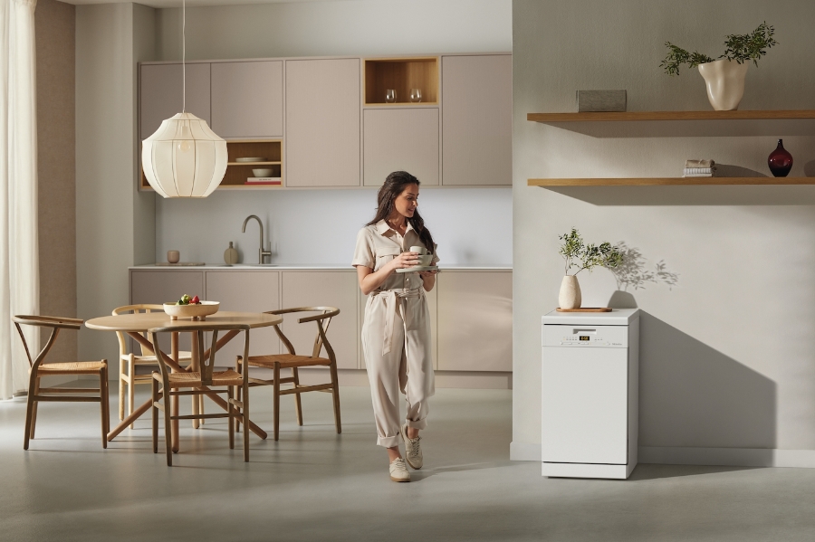 Miele G 5540 SC Geschirrspülautomat  Standgerät 45cm Brillantweiß