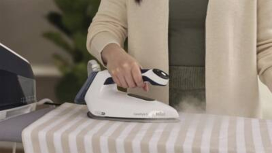 Braun Domestic Home IS 5245 BL Carestyle 5 Dampfbügelstation Blau 