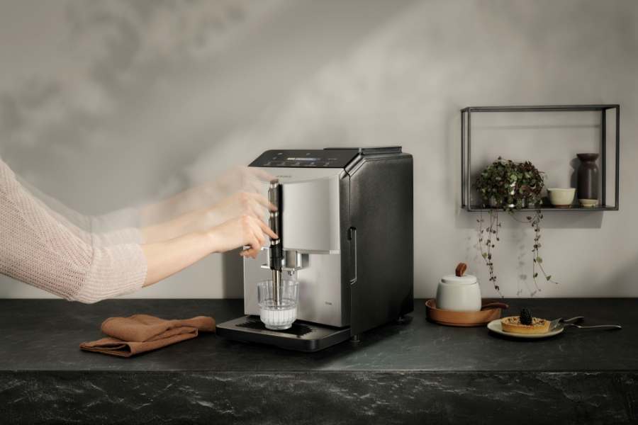 Siemens TF303E07 EQ300 Kaffeevollautomat Inox silver metallic 