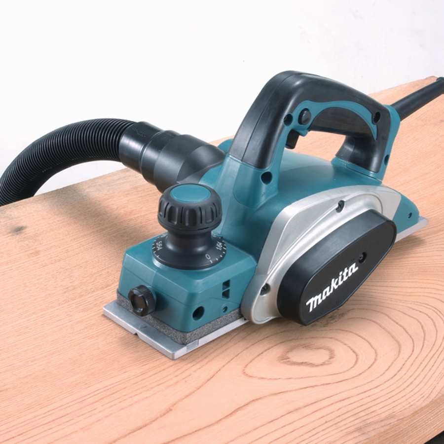 Makita KP0800 Falzhobel 620 W • 17.000 U/min • 82 mm