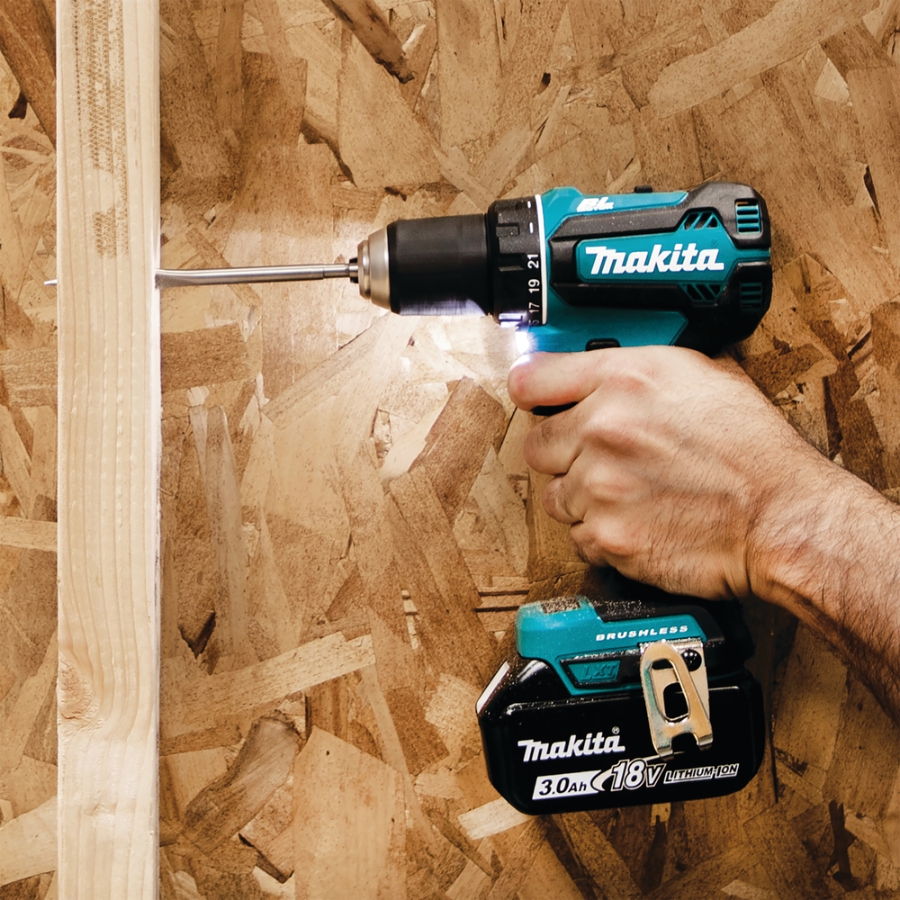 Makita DDF485RFE Akku-Bohrschrauber LXT inkl. Koffer&2 Akkus 3,0 Ah 18 V • 50 Nm • 1.900 U/min